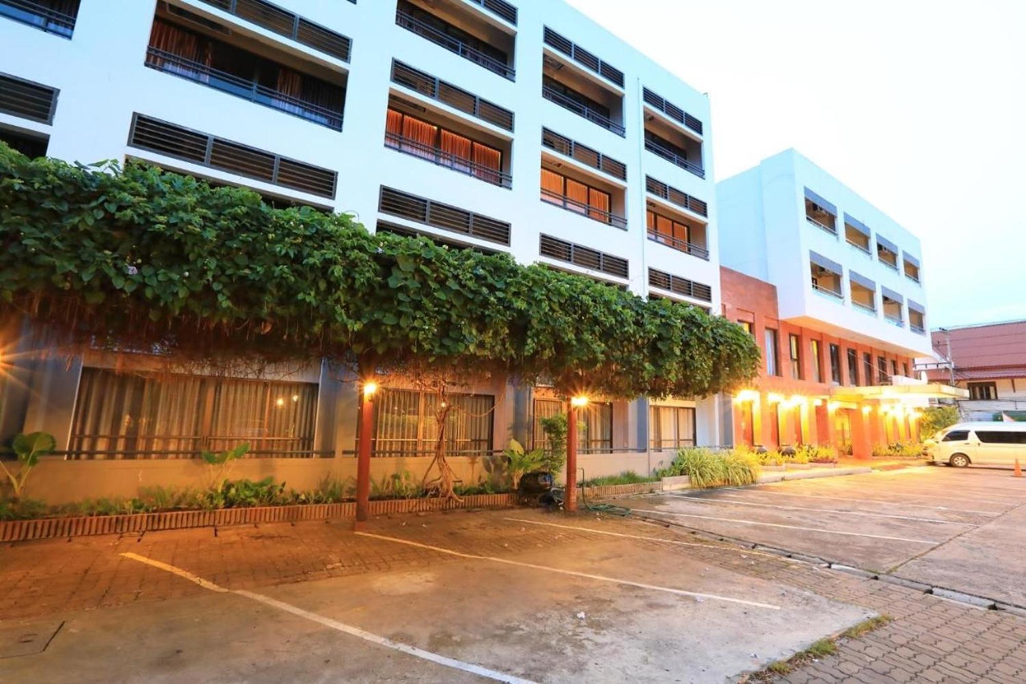 Lemo Hotel Serpong Tangerang Exterior foto
